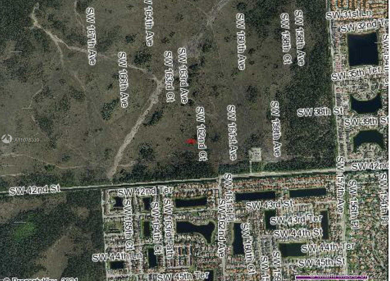 Property Photo:  SW 40 St &Amp SW 163 Ave  FL 33185 