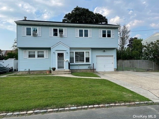 352 36th Street  Lindenhurst NY 11757 photo