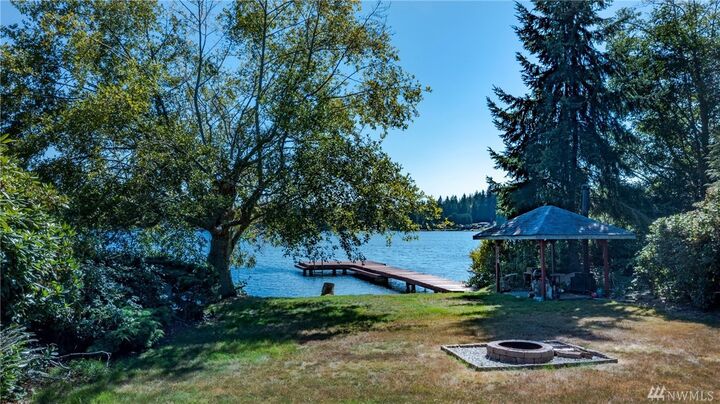 Property Photo:  15014 W Lake Goodwin Rd  WA 98292 