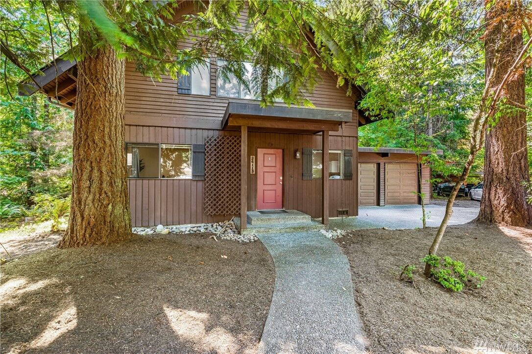 Property Photo: 26113 221st Place SE WA 98038