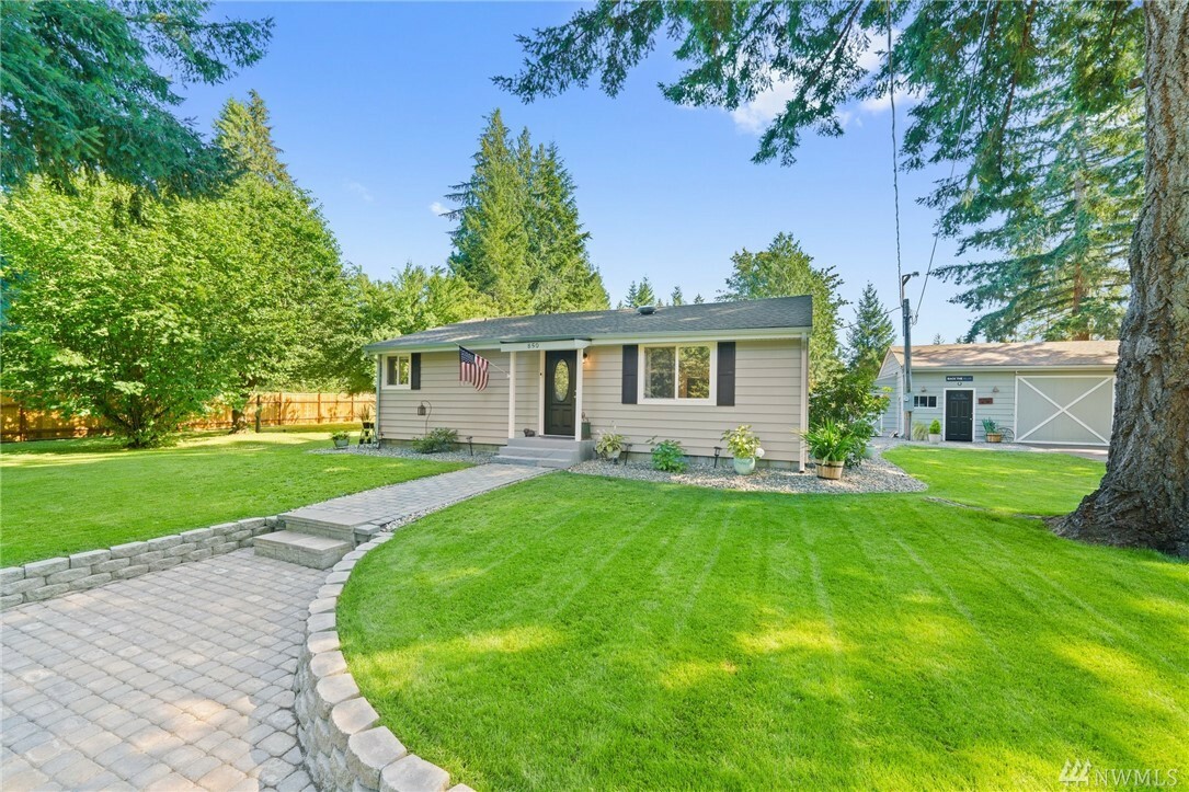 Property Photo:  850 SE Binns Swiger Loop Rd  WA 98584 