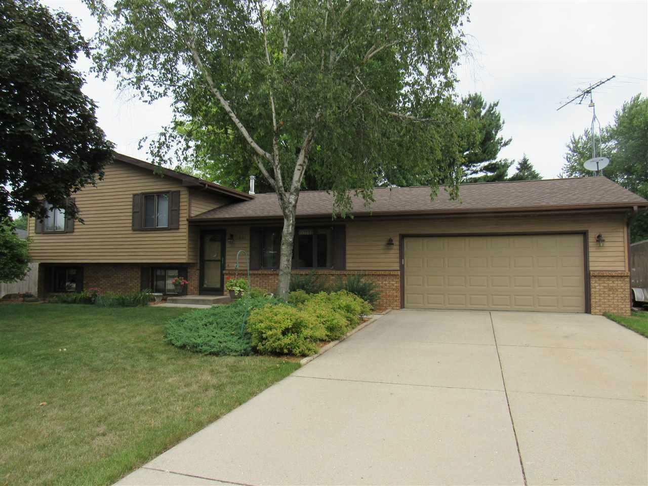 Property Photo:  2401 Browning Dr  WI 53546 