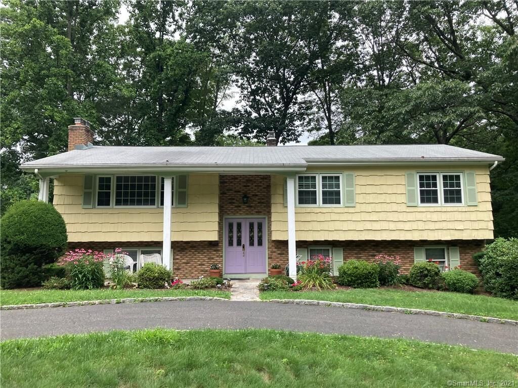 Property Photo: 31 Crocus Lane CT 06611