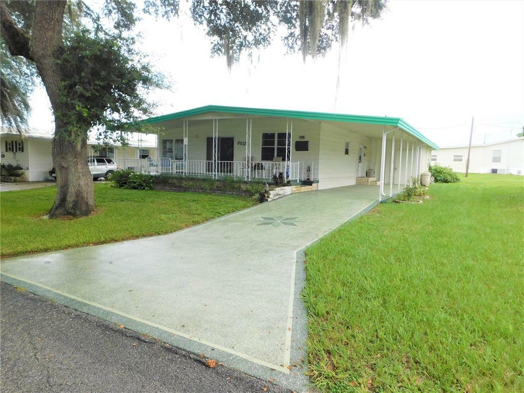 37218 Lakewood Drive  Zephyrhills FL 33542 photo