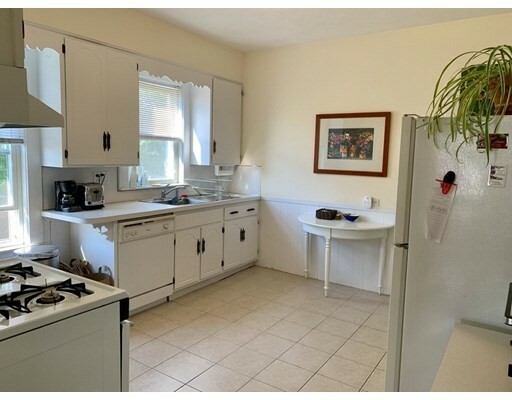 Property Photo:  74 Pond Street 2  MA 02472 