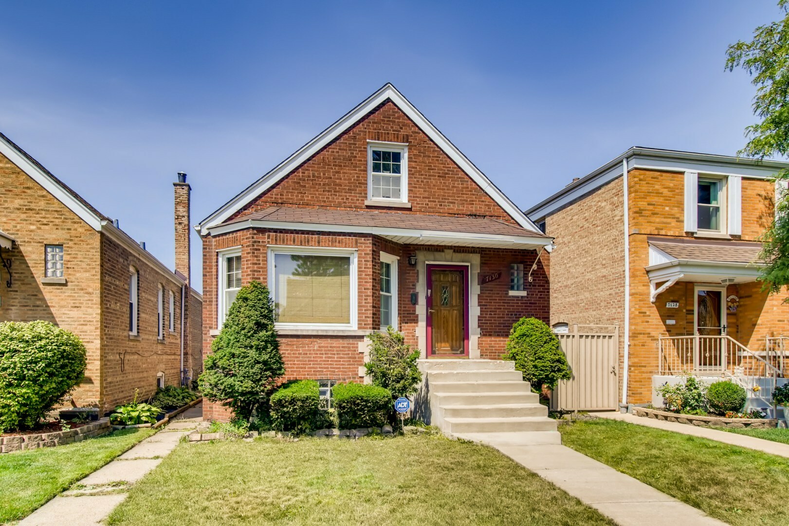 Property Photo: 7130 S Sacramento Avenue IL 60629
