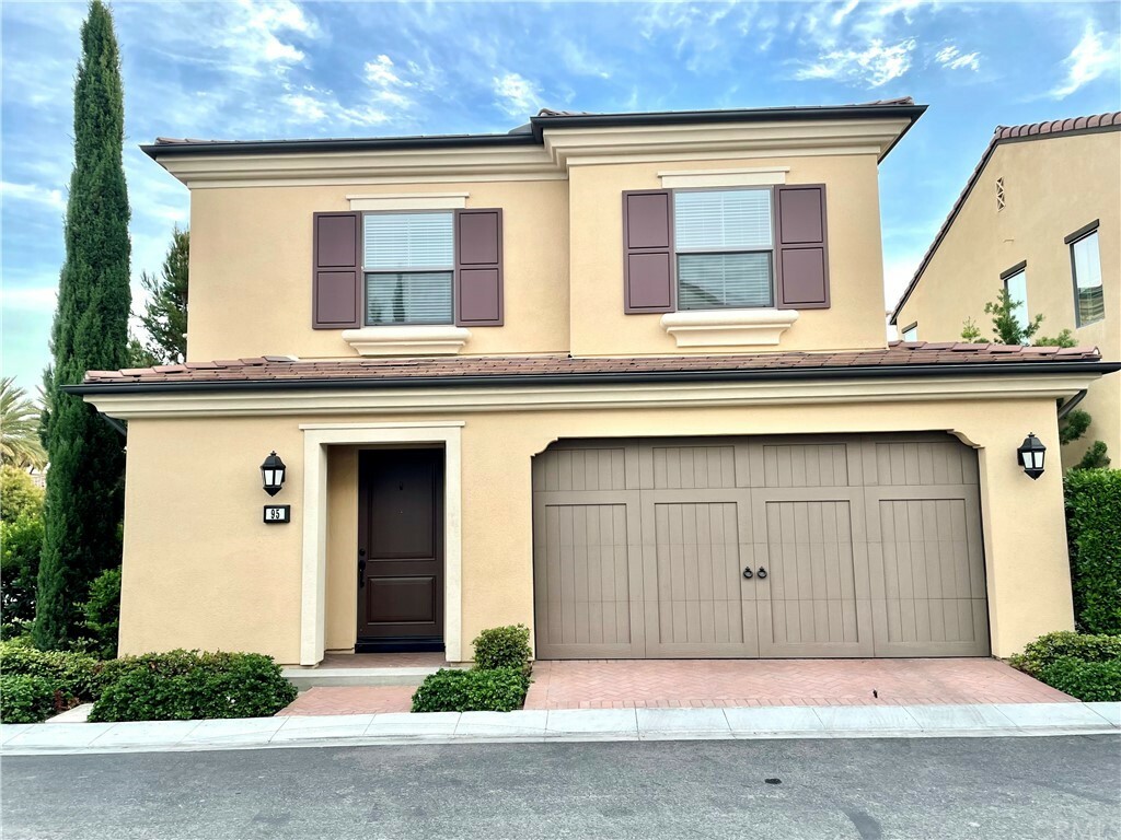 Property Photo:  95 Waterleaf  CA 92620 