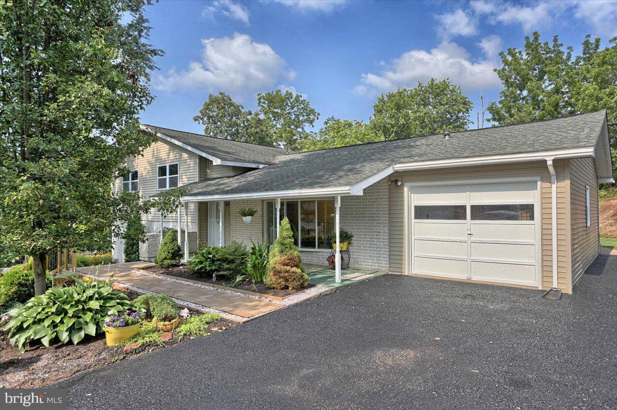 Property Photo: 85 Bunker Lane PA 17319