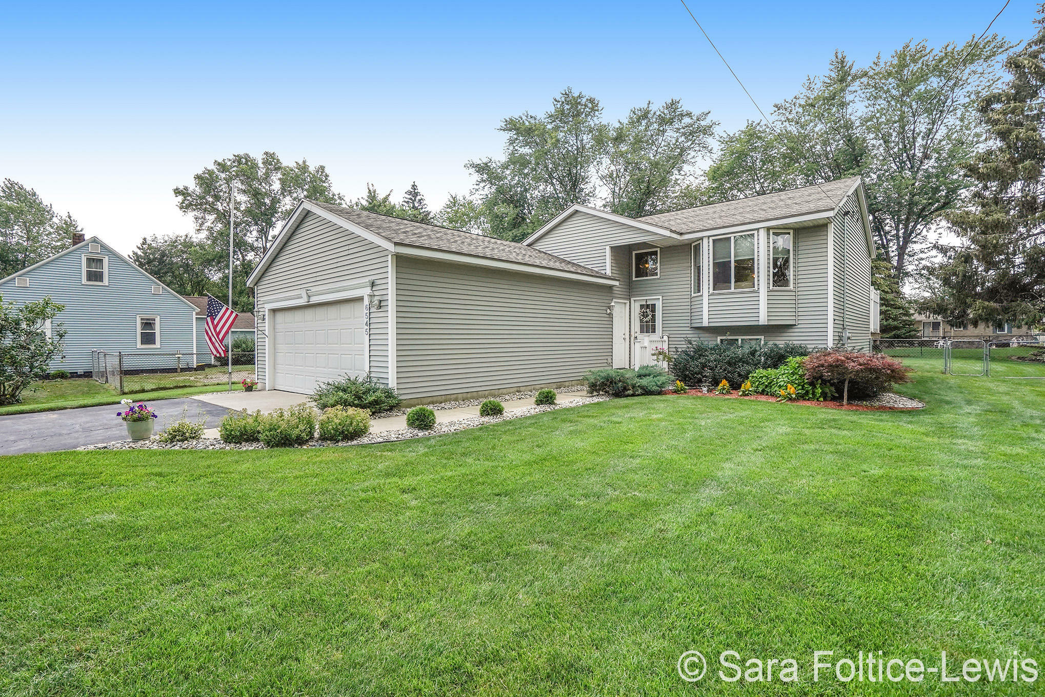 6545 8th Avenue SW  Grandville MI 49418 photo