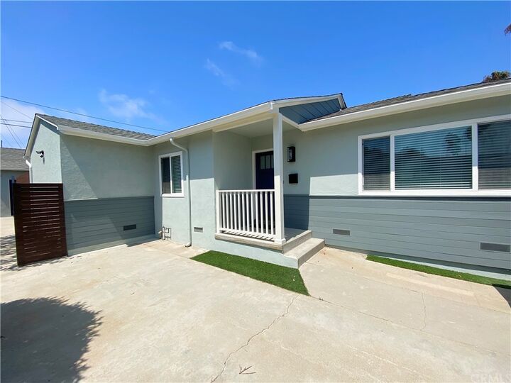 Property Photo: 517 Blossom Lane CA 90278