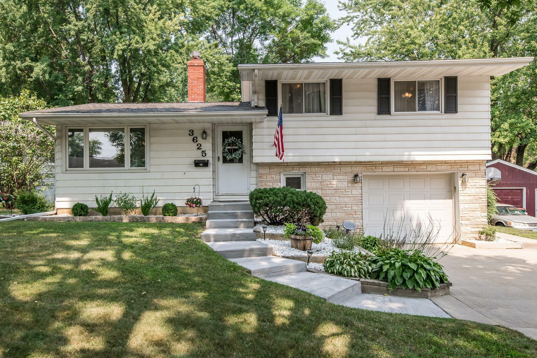 Property Photo: 3625 4th Place NW MN 55901