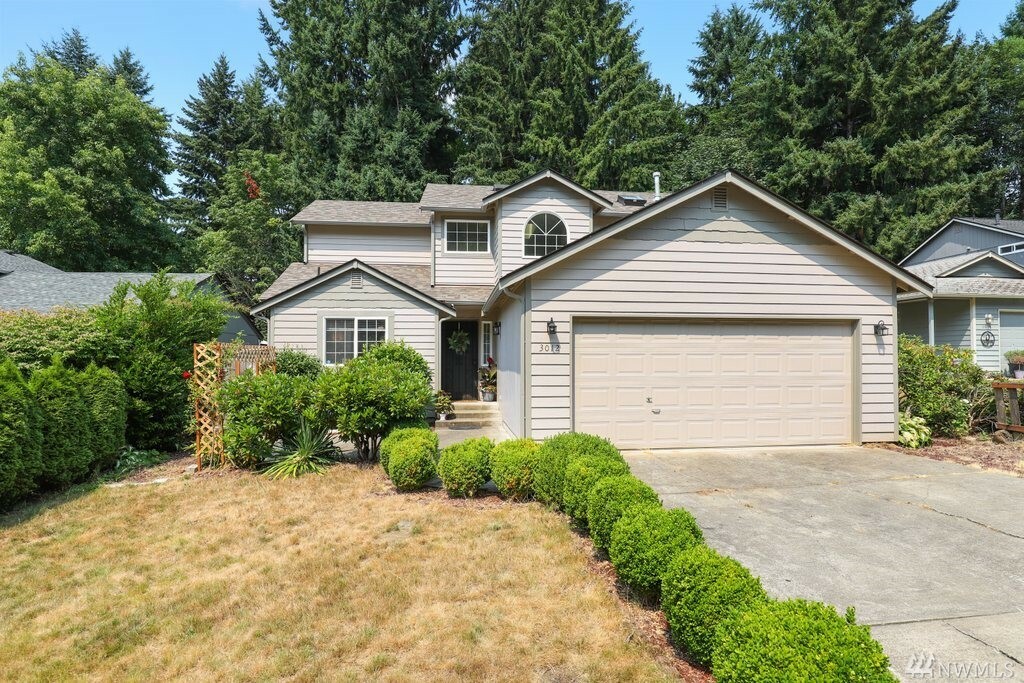 Property Photo:  3012 Applehill Ct NE  WA 98506 