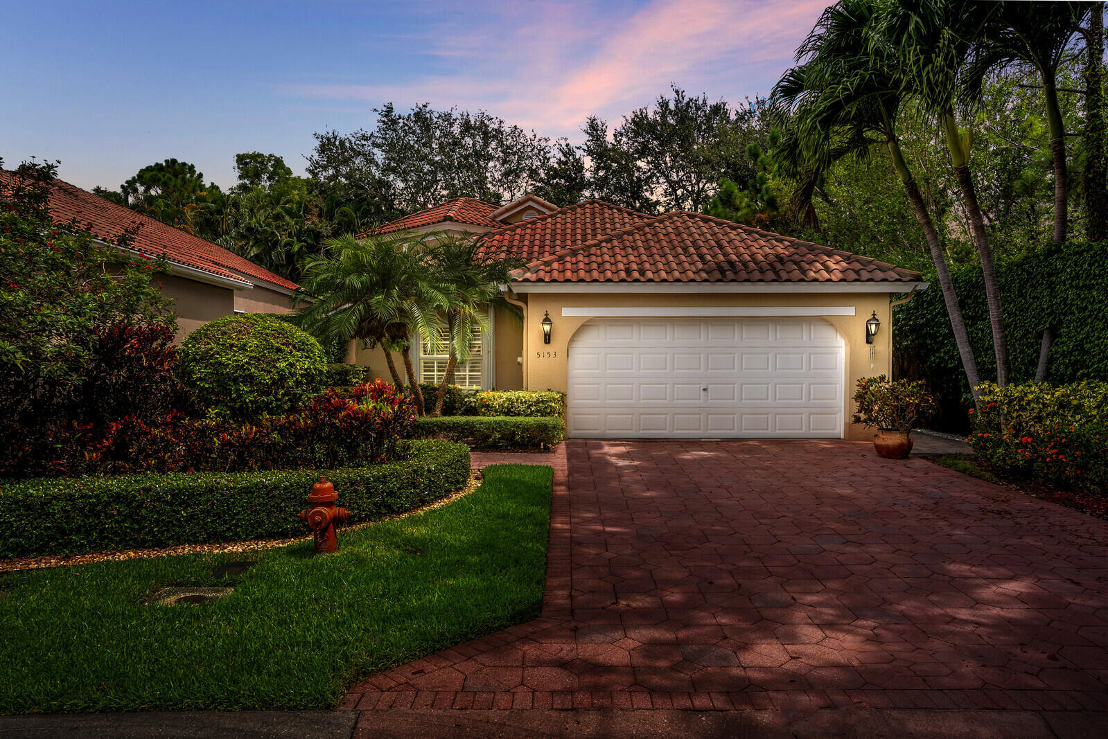 Property Photo:  5153 Brookview Drive  FL 33437 