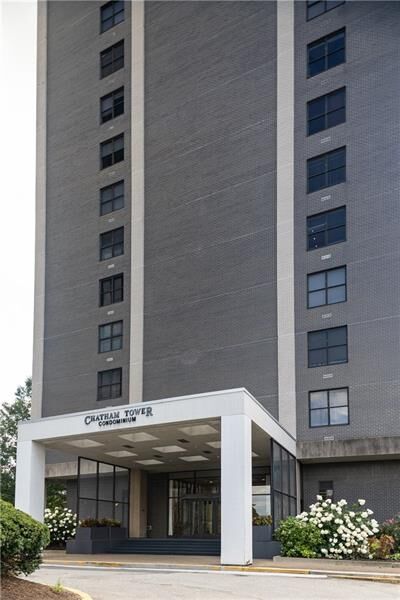 Property Photo:  112 Washington Place 15G  PA 15219