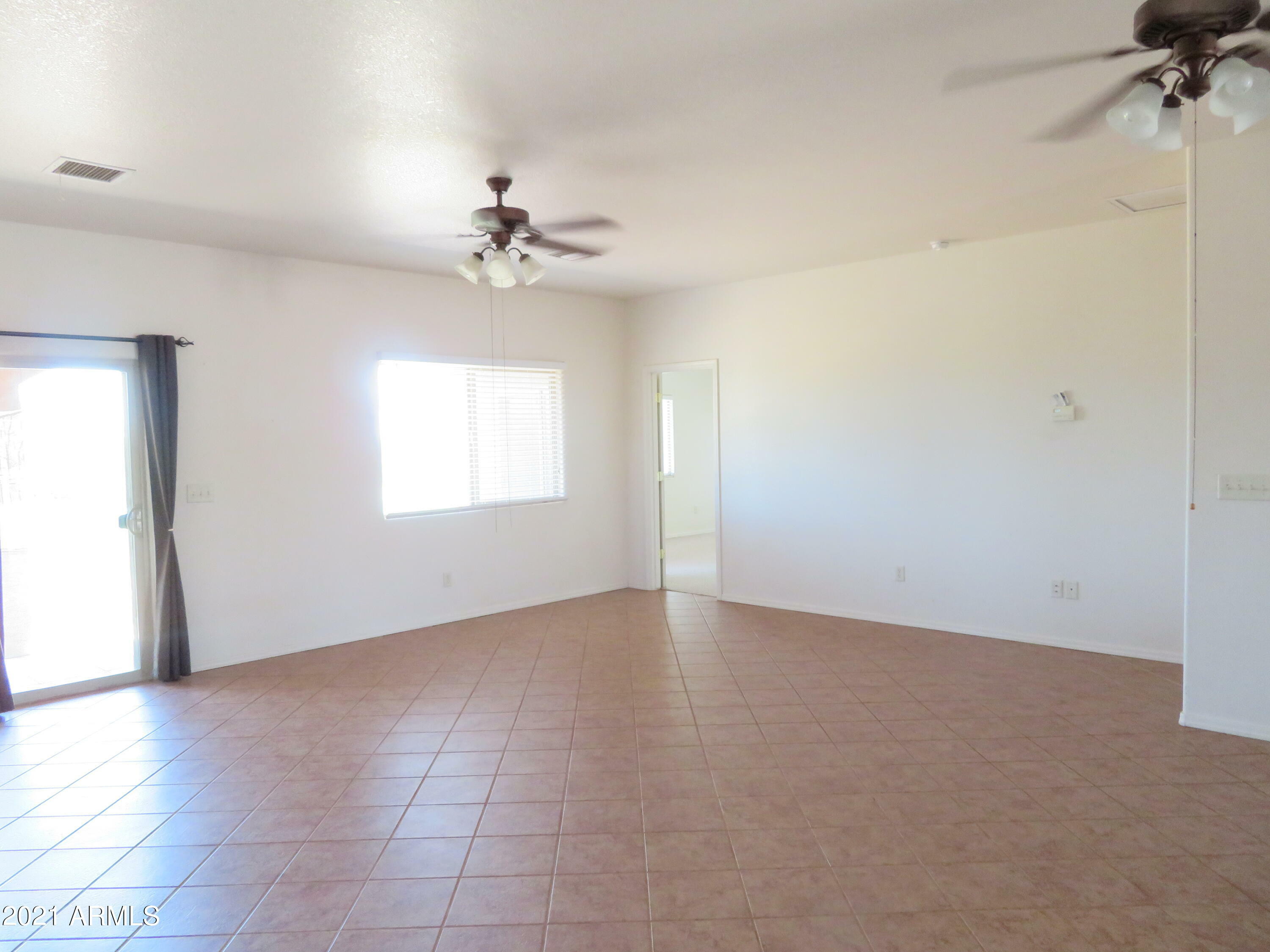 Property Photo: 8277 S Airstrip Road AZ 85615