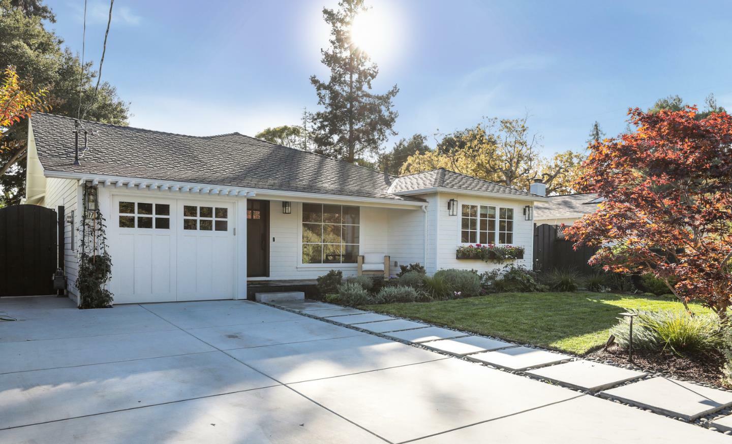 Property Photo:  117 Okeefe Street  CA 94025 