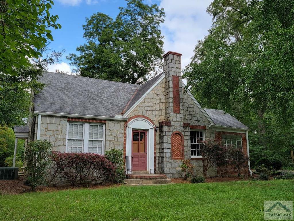 Property Photo:  586 Main Street W  GA 30648 