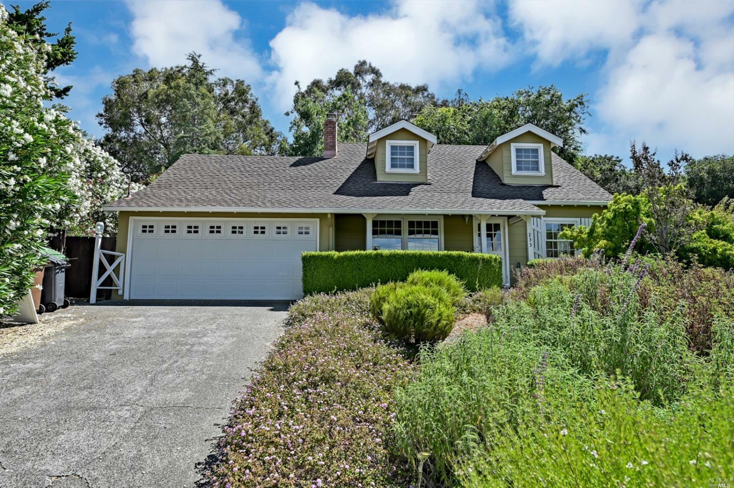 Property Photo: 233 Johnstone Drive CA 94903