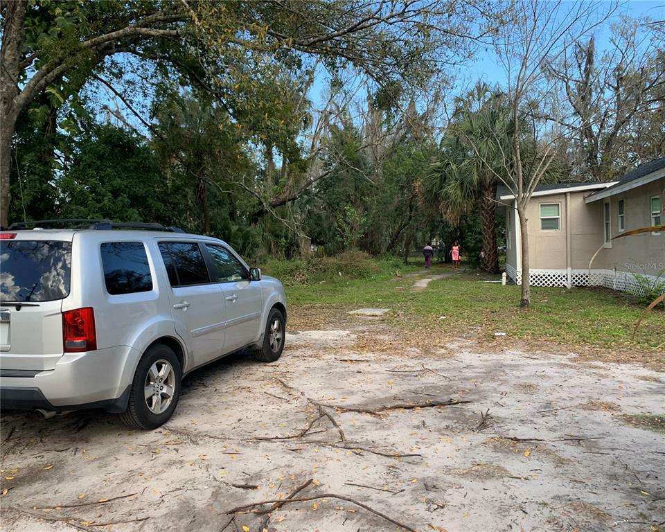 Property Photo:  1311 Olive Avenue  FL 32771 