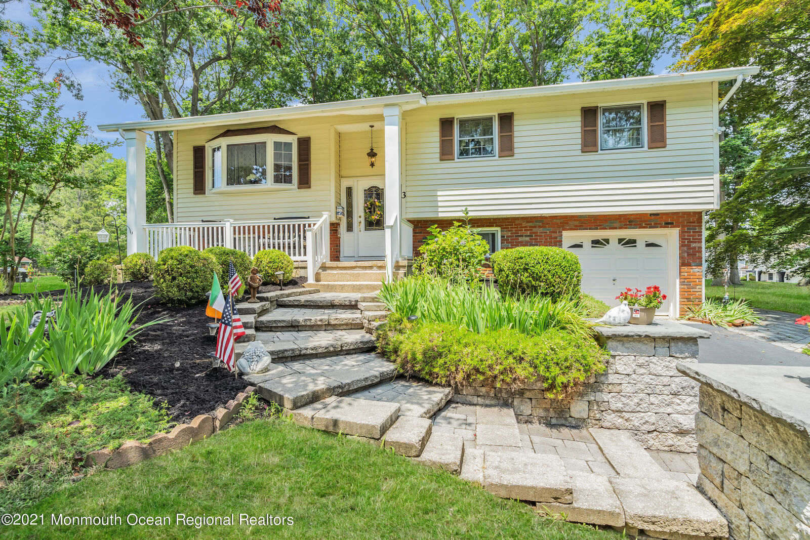 Property Photo: 3 Locust Grove Lane NJ 07726