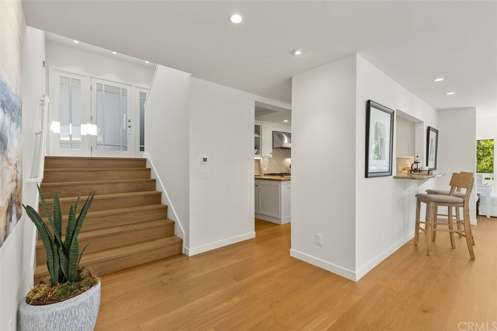 Property Photo:  723 Wilson Street  CA 92651 