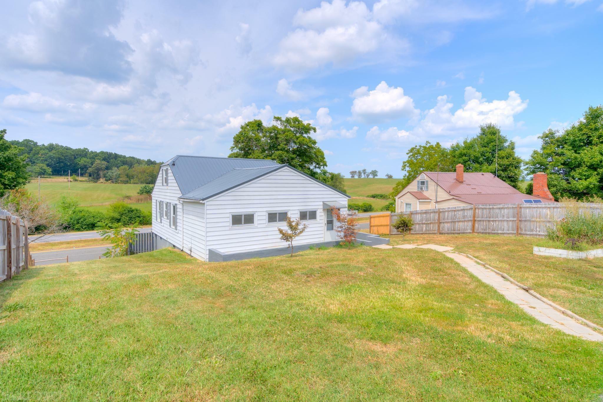 Property Photo:  7530 Peppers Ferry Boulevard  VA 24141 