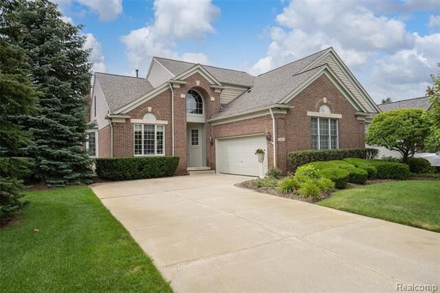 5076 Belmonte Drive 2  Oakland Twp MI 48306 photo