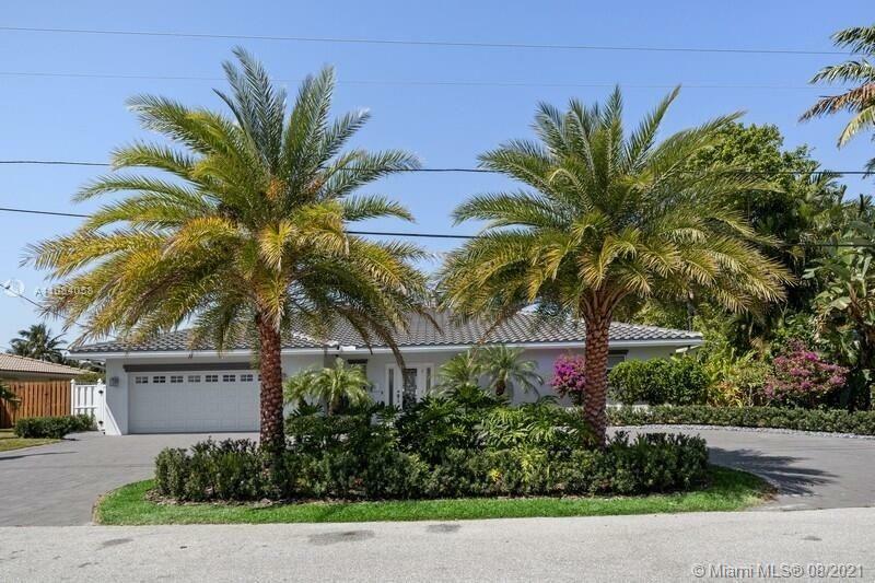 Property Photo:  831 Dover St  FL 33487 