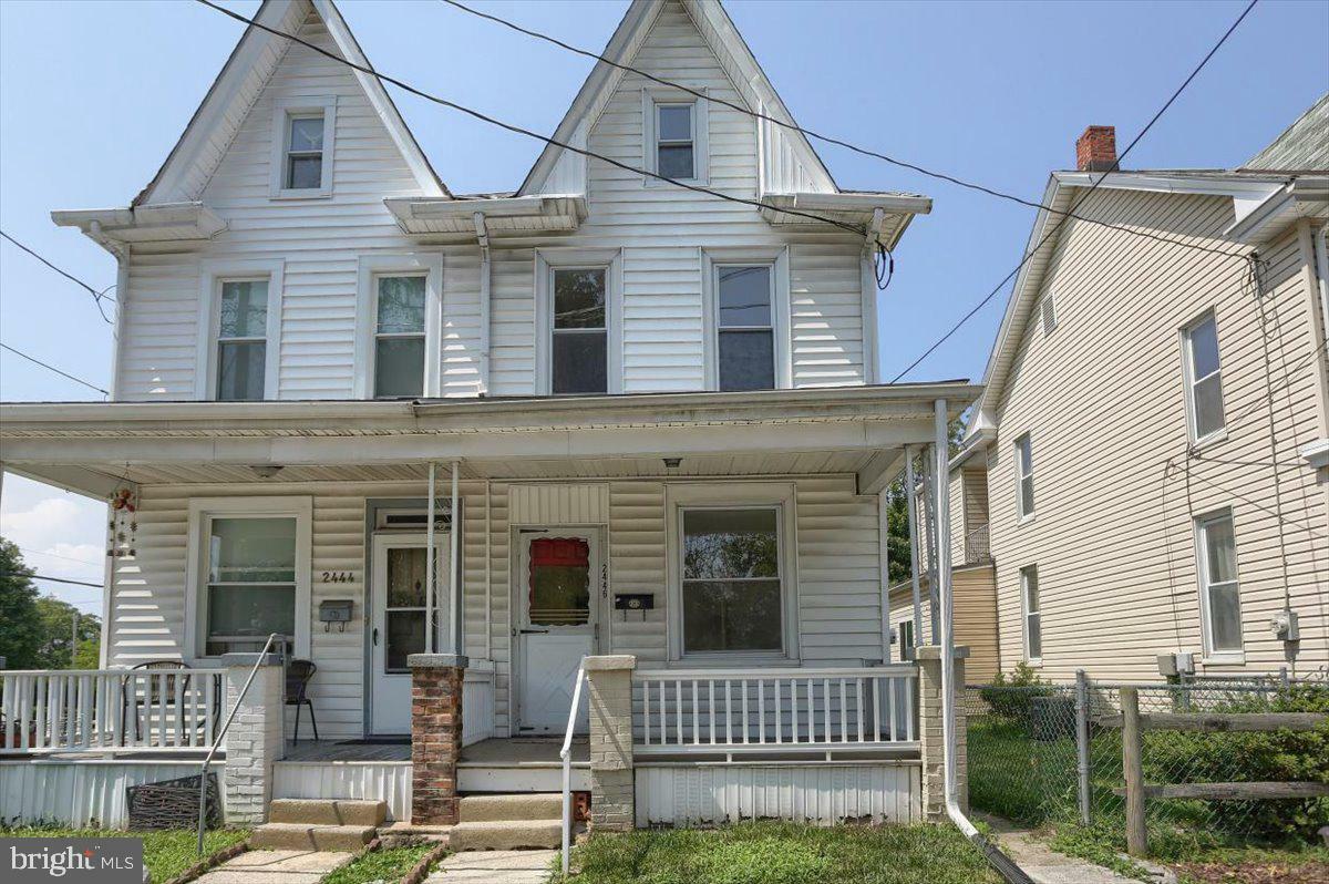 Property Photo:  2446 Elm Street  PA 17103 