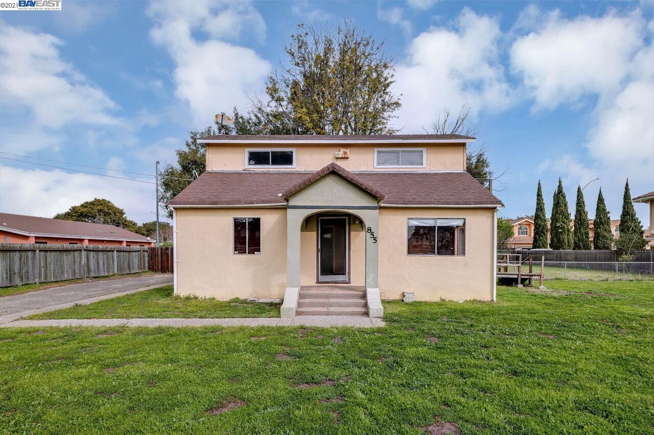 Property Photo:  855 Runnymede  CA 94303-1735 