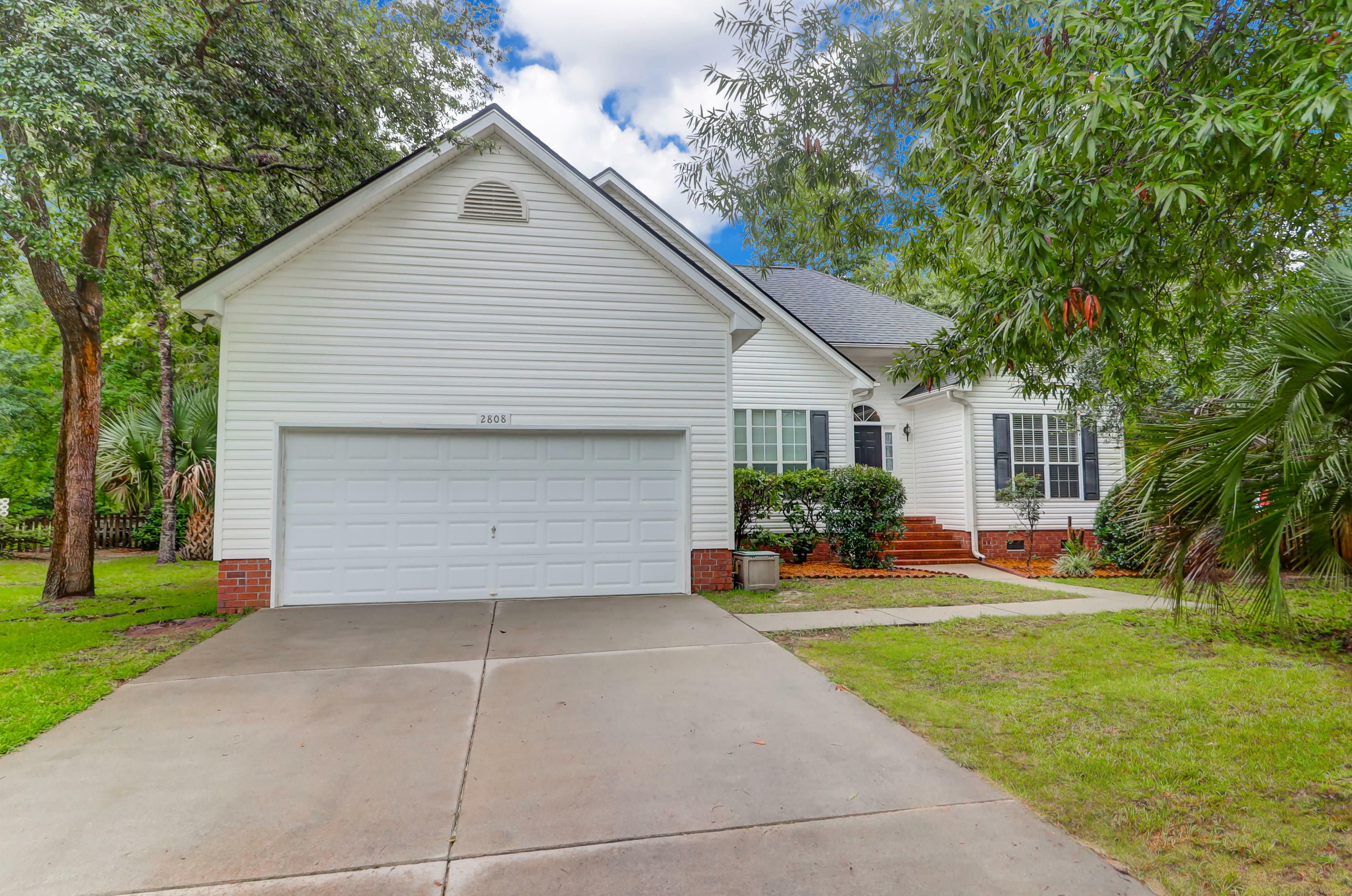 Property Photo:  2808 Bottle Brush Court  SC 29466 