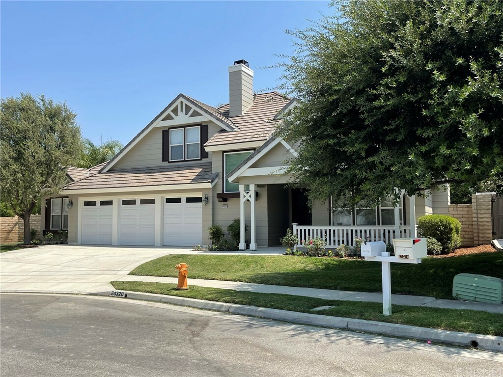 Property Photo:  24320 Elliott Lane  CA 91321 