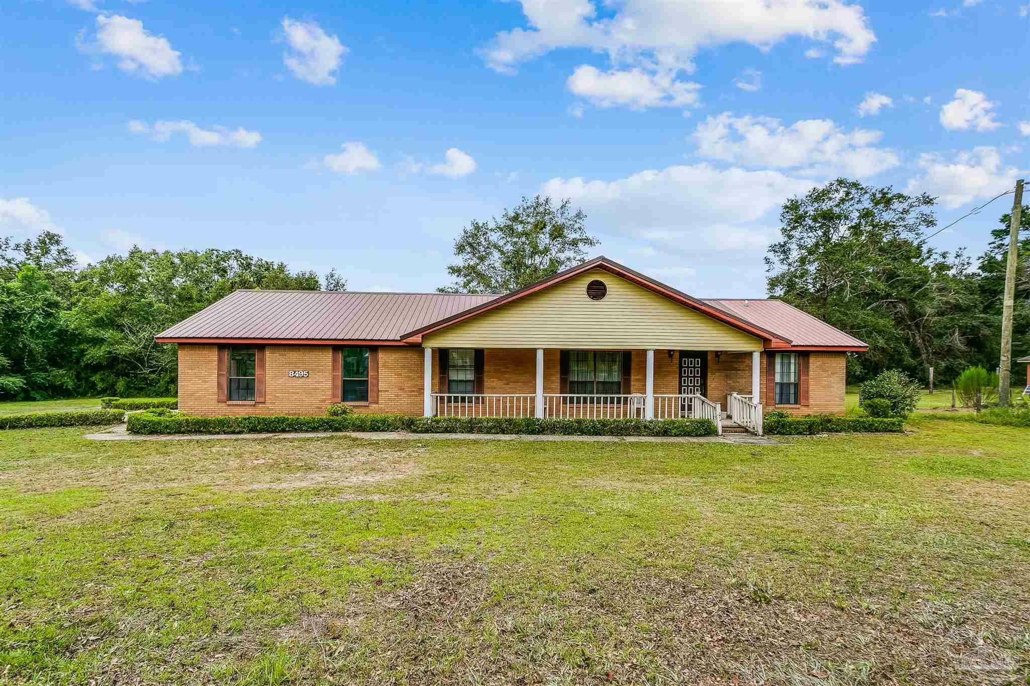 Property Photo:  8495 Bowman Ave  FL 32534 