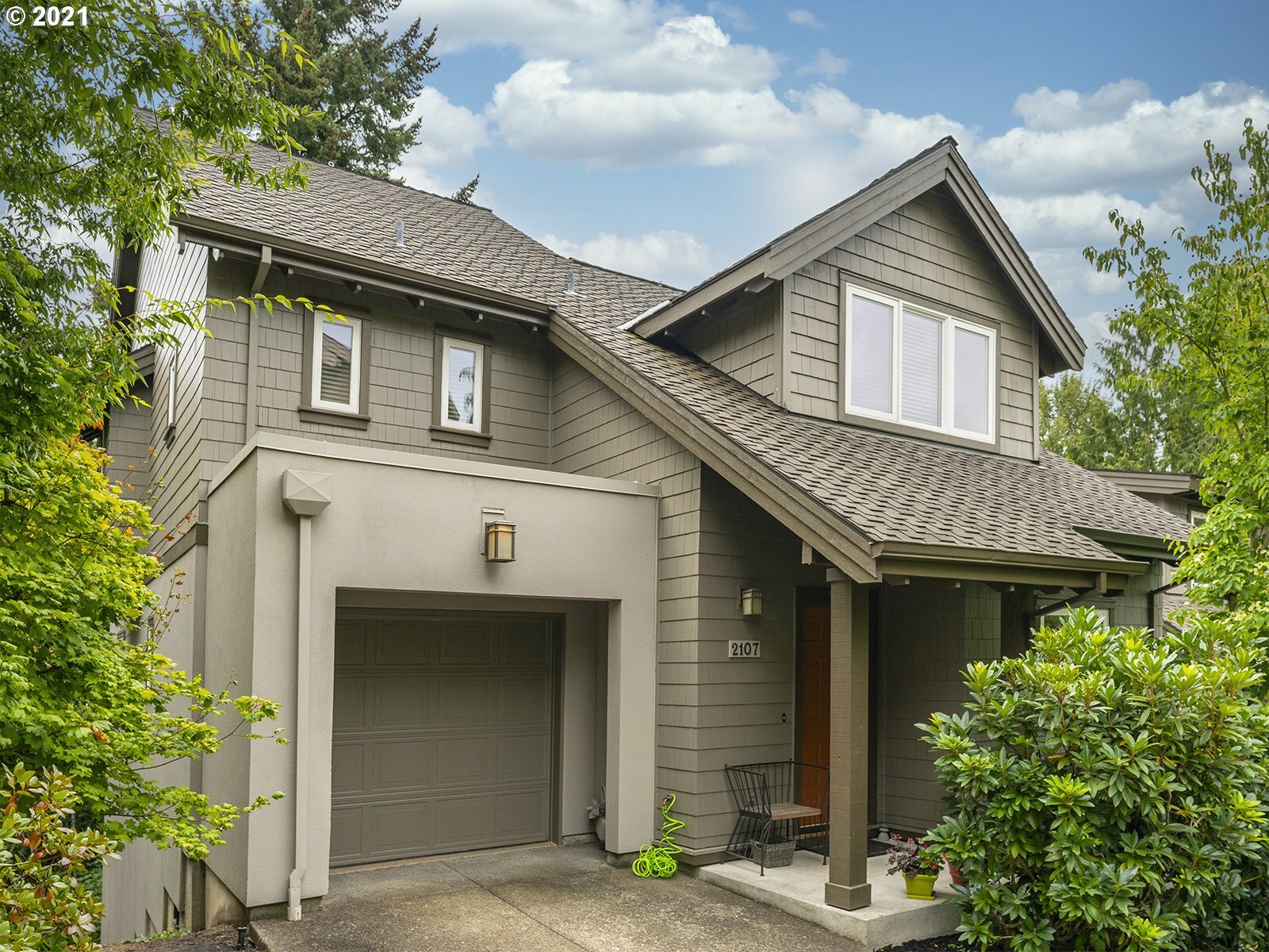Property Photo:  2107 NW Cedar View Ln  OR 97229 