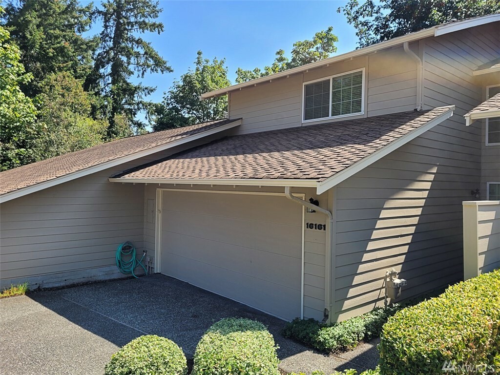 16161 SE 33rd Cir 602  Bellevue WA 98008 photo