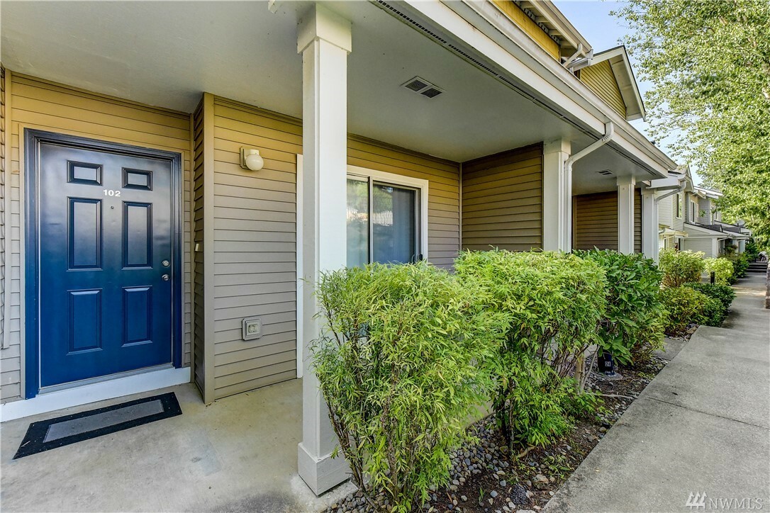 Property Photo:  14723 1st Lane NE #102  WA 98019 