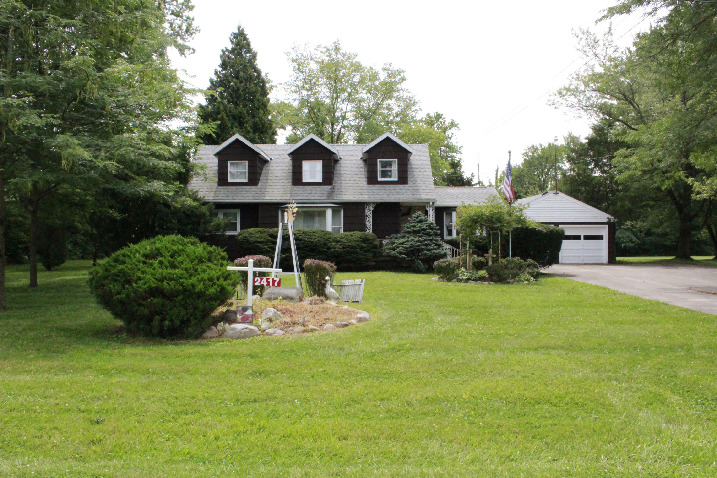 Property Photo:  2417 S Cottingham Road  OH 45506 