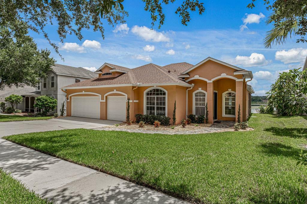 Property Photo:  8254 Lexington View Lane  FL 32835 