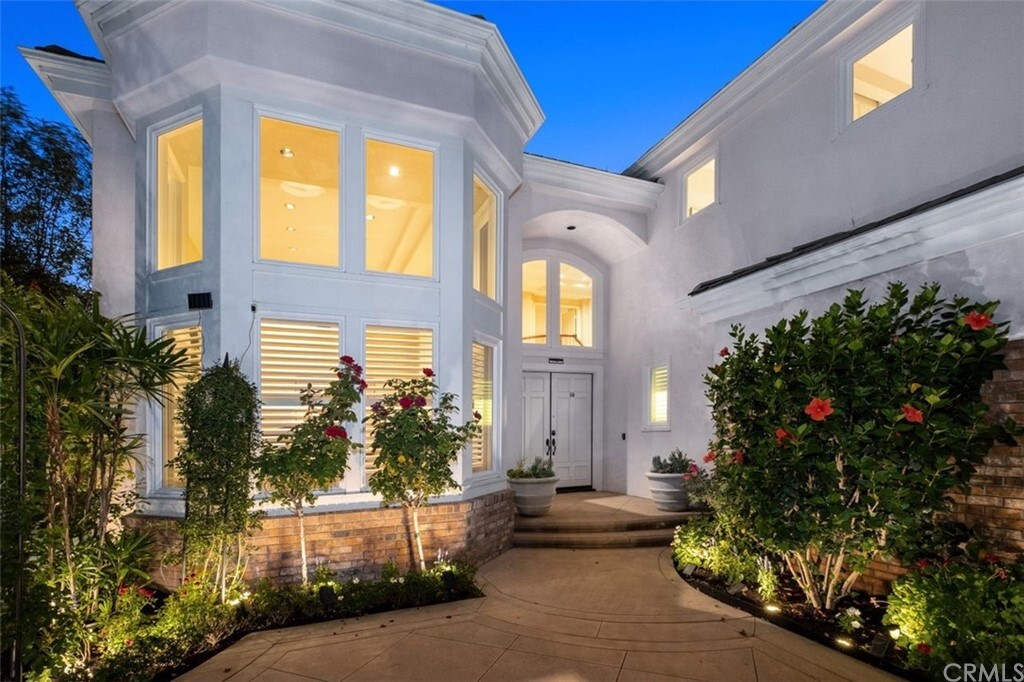 Property Photo:  7 Taggert  CA 92603 