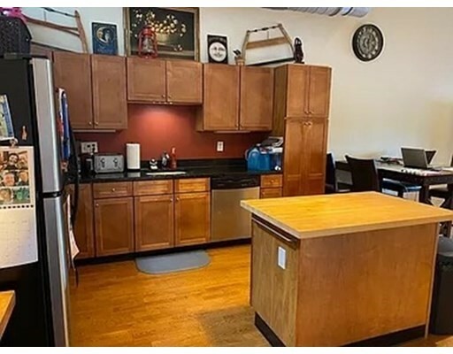 Property Photo: 160 Fremont 413 MA 01603