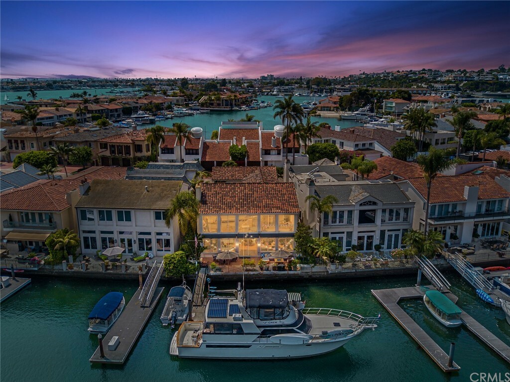 Property Photo: 7 Linda Isle CA 92660