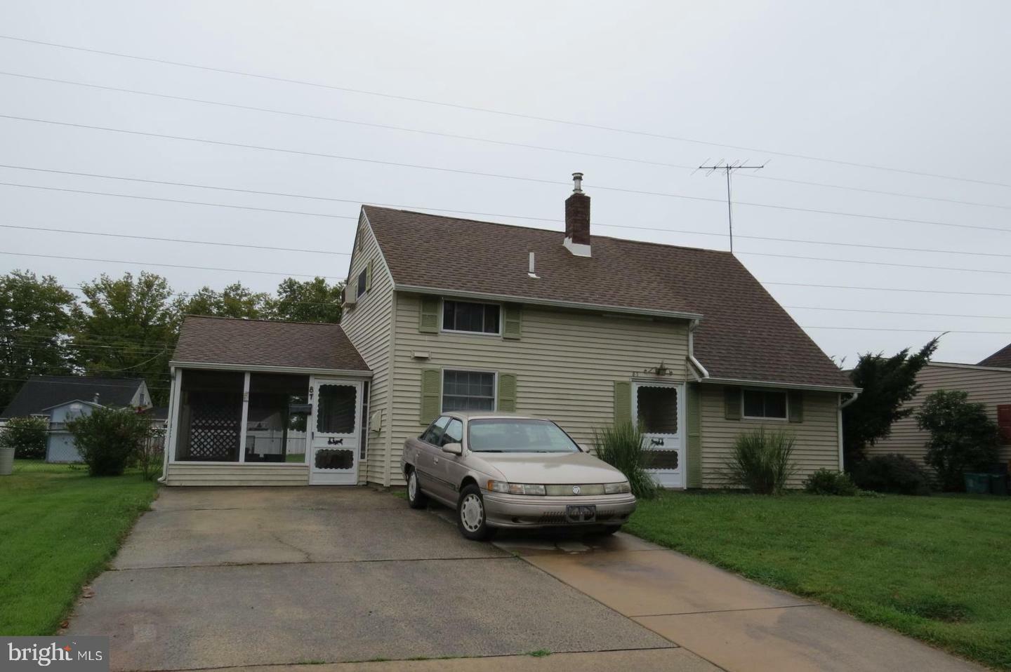 Property Photo:  87 New School Lane  PA 19054 