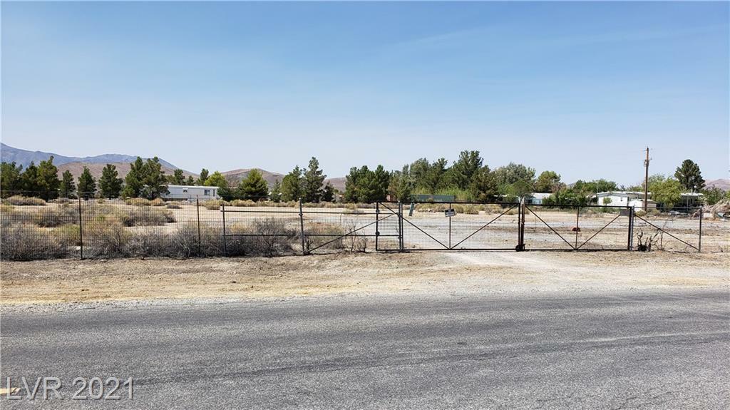 Property Photo:  4520 Pueblo Road  NV 89048 