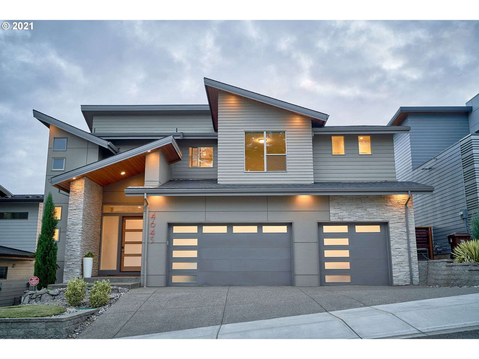 Property Photo: 4645 N Adams St WA 98607