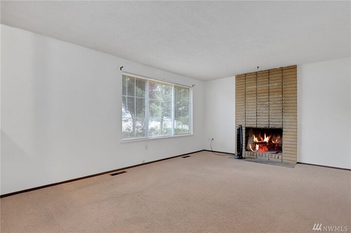 Property Photo: 7711 13th Ave NE WA 98516
