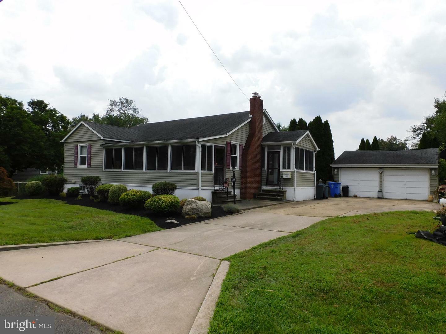 Property Photo:  558 Buttonwood Avenue  NJ 08052 