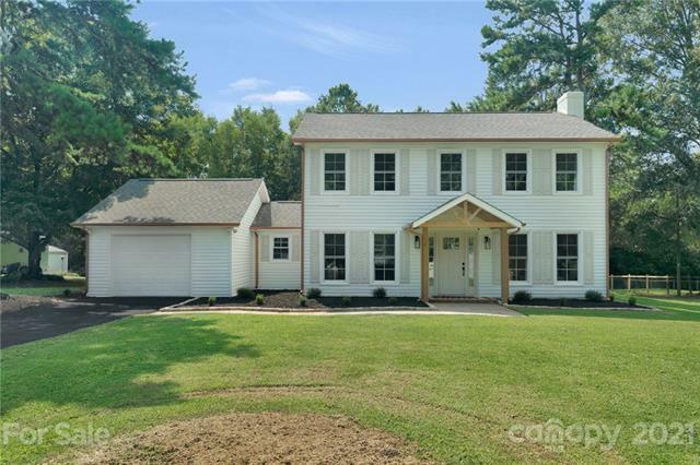 Property Photo:  7925 Jefferson Colony Road  NC 28227 