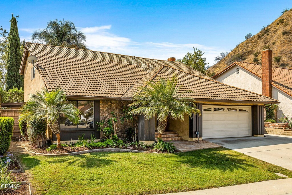 Property Photo:  1006 Amber Drive  CA 93060 