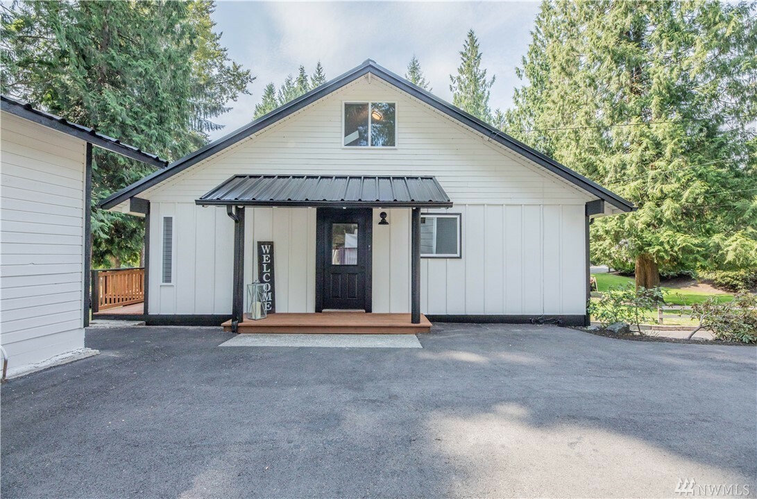 Property Photo:  17206 116th Place NE  WA 98223 