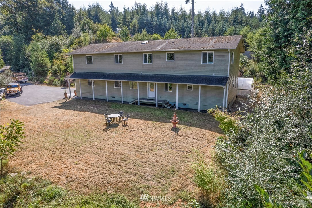 Property Photo:  207 Sylvan Way  WA 98632 